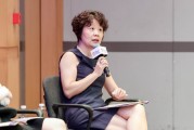 建银国际崔历:上半年服务业复苏比较慢,影响收入和就业 建银国际崔历:上半年服务业复苏比较慢,影响收入和就业