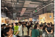 胖东来“爆改”的永辉门店人气十足  品牌软性扩张新模式受关注