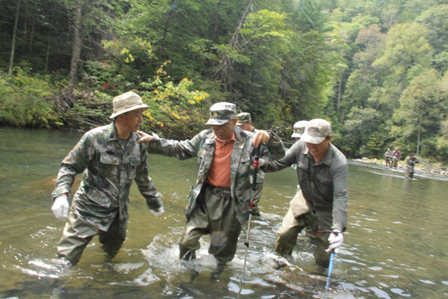 央视《对话》深度访谈钟睒睒:理想主义的疯子